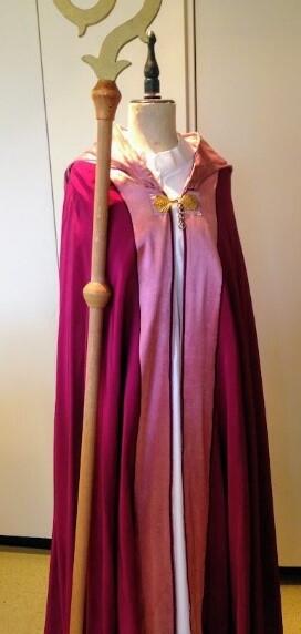 Costume St. Nicolas complet, Mitre, cross, chape, Aube, ceinture, clochette perruque