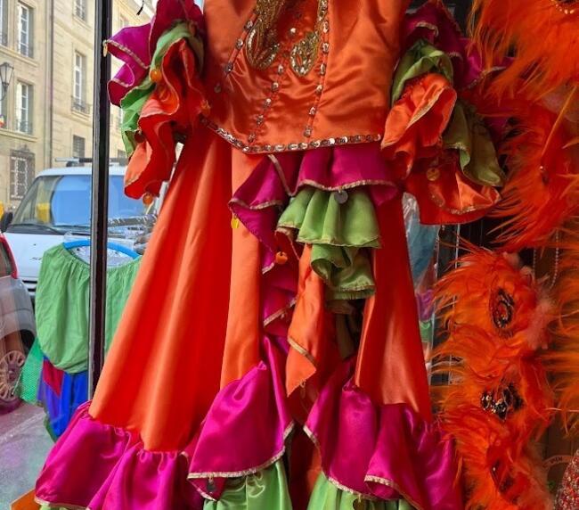 Costume Brazil jupe et corset avec grande coiffe en plume Gr. M