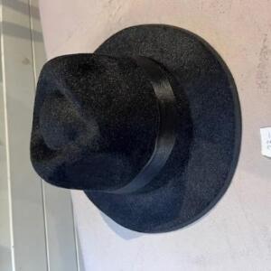 Chapeau 8