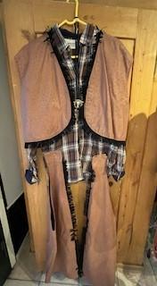 Cow boy Gr. XL beige avec chapesgilet chemise 4 pces