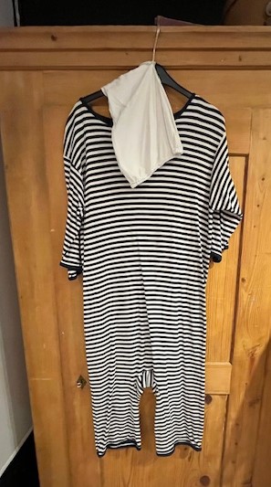 Costume de bain avec bonnet blanc 1900 Hommes jambes ¾ en jersey Gr L