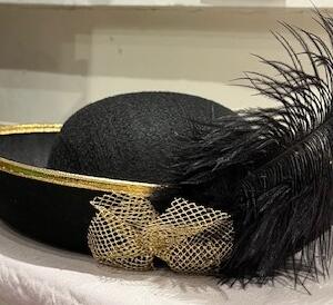 Chapeau plume