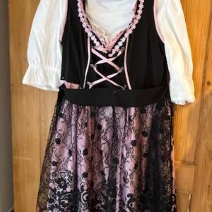 Dirndl Robe blouse tablier Gr. 42
