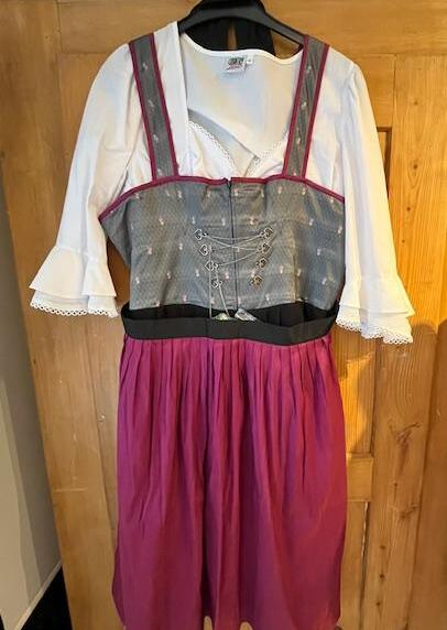 Dirndl Gr. 48 en gris tablier et blouse