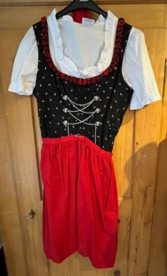 Dirndl Gr. 44/46 Robe tablier chemise