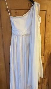 Cléopâtre Robe blanche décorée de ruban or Gr. 40