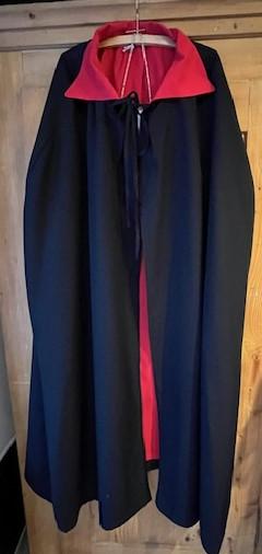 Cape Vampire longue réversible bi colore grand col montant TU