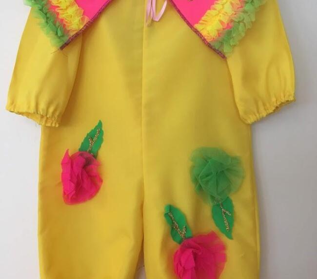 Costume fleurs 2 pces overalle et col Gr. 1 an