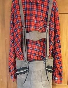 Tirol pantalon en cuir et chemise a carreaux Gr.16 ans