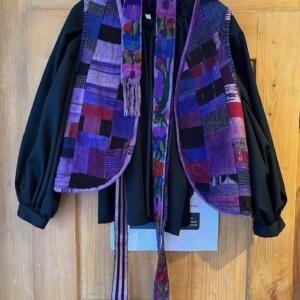 Gr. S Chemise et gilet et longue ceinture Mexicaine