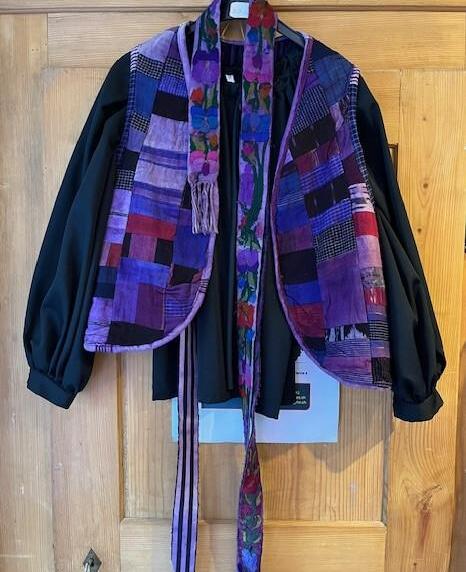 Gr. S Chemise et gilet et longue ceinture Mexicaine