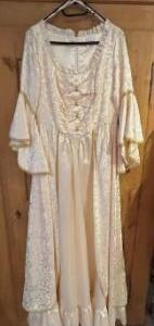 Barok Robe longue blanc cassée richement décorée Gr. 38-40