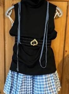 Sheila jupe et pull noir col roilé ruban pour les cheveux ceinture Gr. 38
