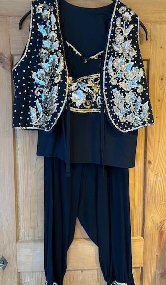 Tunisie Gr. 38 Top pantalon et gilet en paillette