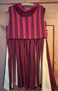 Fifibrindacier Robe assez lourde beaux tissu et gilet a attacher de coté 12 ans