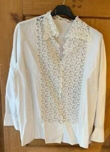 Blouse blanche en dentelle longue manche polyester Gr.M