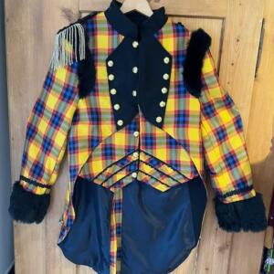 Frack empire bleue et rouge jaune Gr. M-L