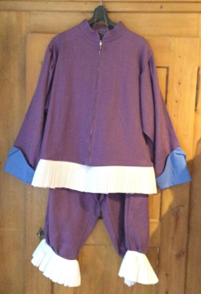 Création Bourgeois de la ville -pantalon -veste - bordé de fraises  Gr. L
