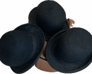3 Chapeaux melon avec boite Gr.55-57 1 chapeaux est un peu abimé à l'intérieur