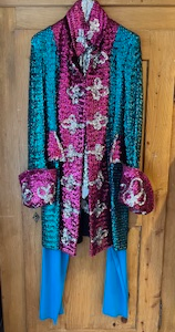 Capitaine crochet pantalon veste en paillettes gilet jabot
