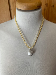 Collier calcite blanche