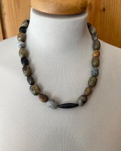 Collier Jaspe brun Brèche
